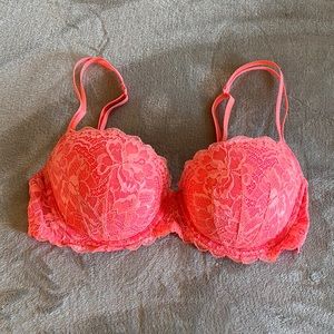 Victoria’s Secret bra